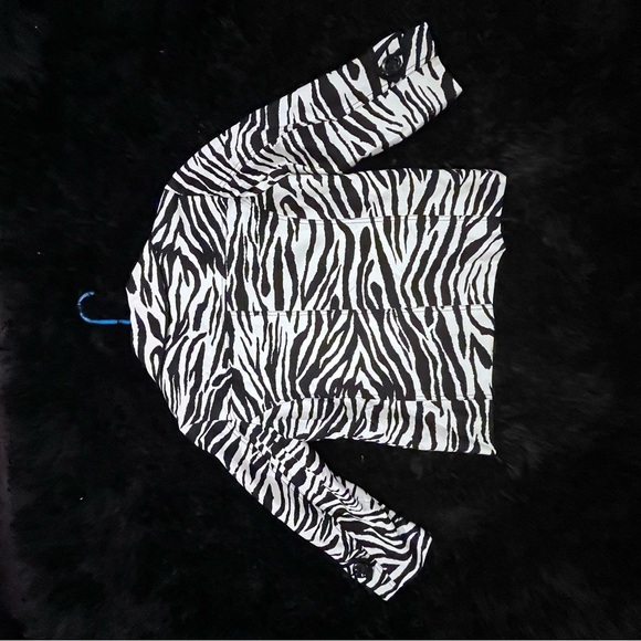Chicos zebras print in sm - Picture 5 of 5